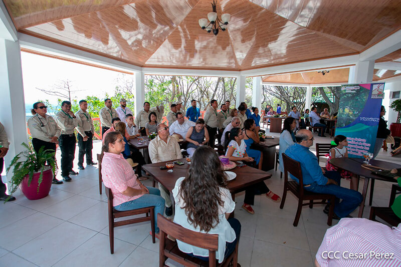 restaurante-mirador-el-balcon-volcan-masaya-inauguracion